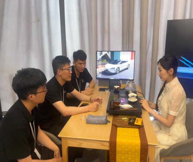 原创手绘茶罐包装设计(图1)